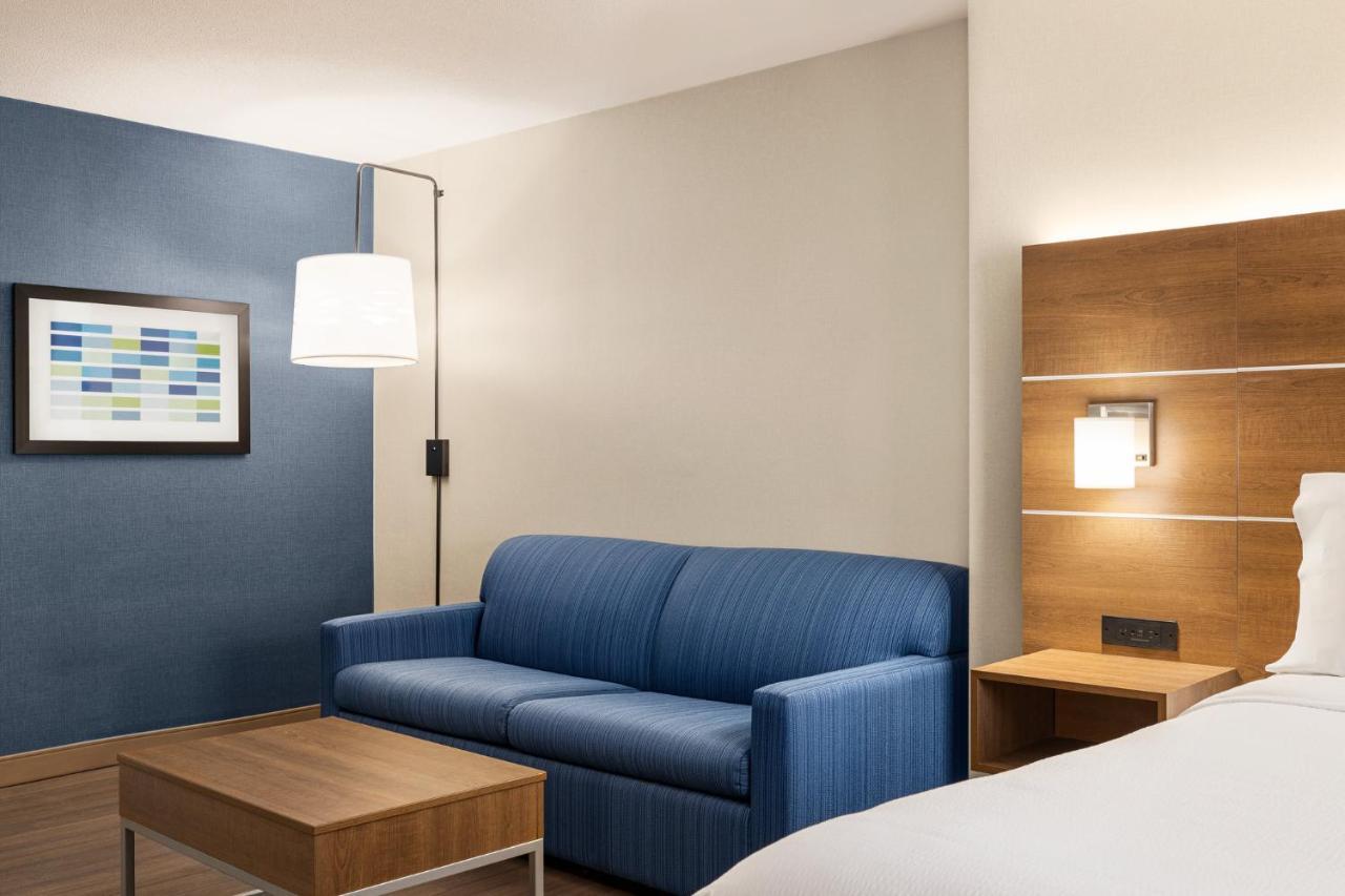 Holiday Inn Express Vancouver-Metrotown Burnaby Exterior foto