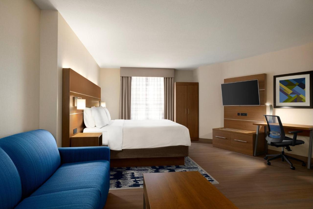 Holiday Inn Express Vancouver-Metrotown Burnaby Exterior foto