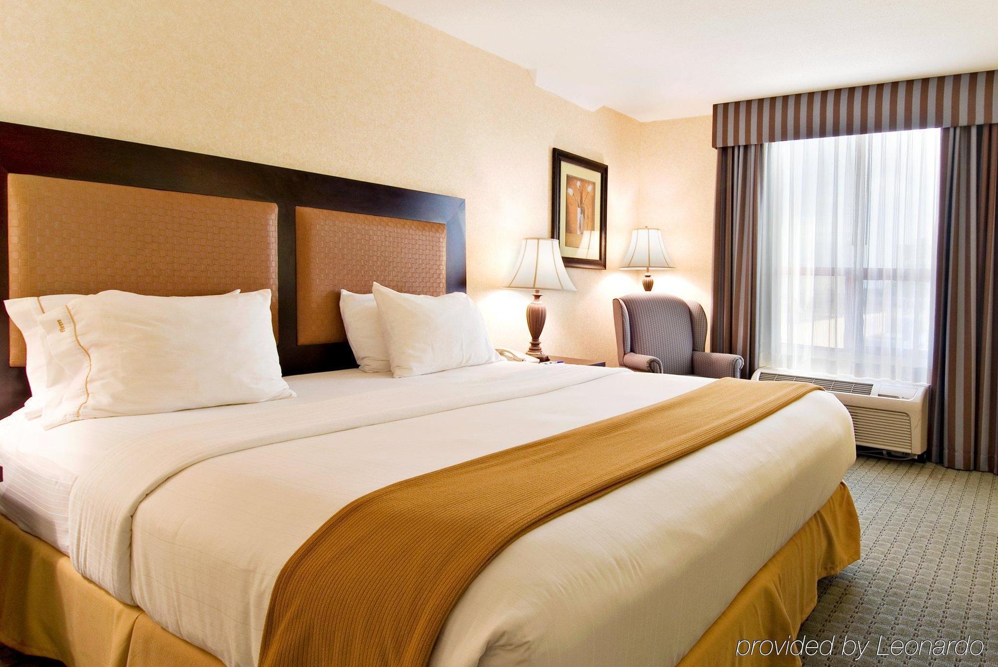 Holiday Inn Express Vancouver-Metrotown Burnaby Zimmer foto
